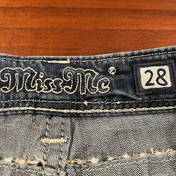 MISS Me Signature Mid Short Size 28 - Picture 4 of 12